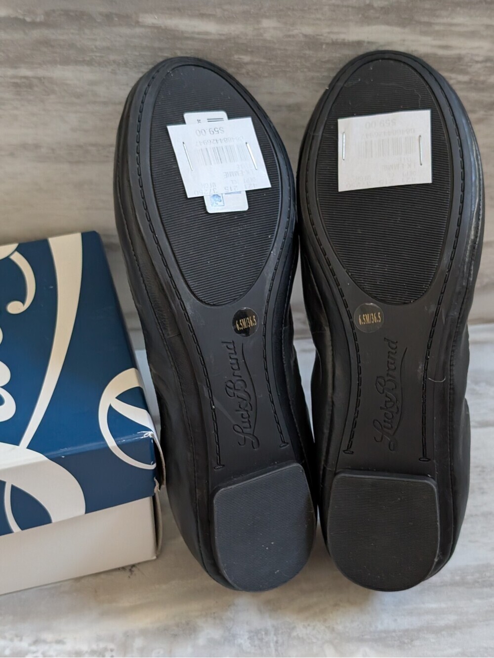 Lucky Brand LK-Emmie Black Oiled Cabretta Leather Flats Size 6.5M - Picture 3 of 5